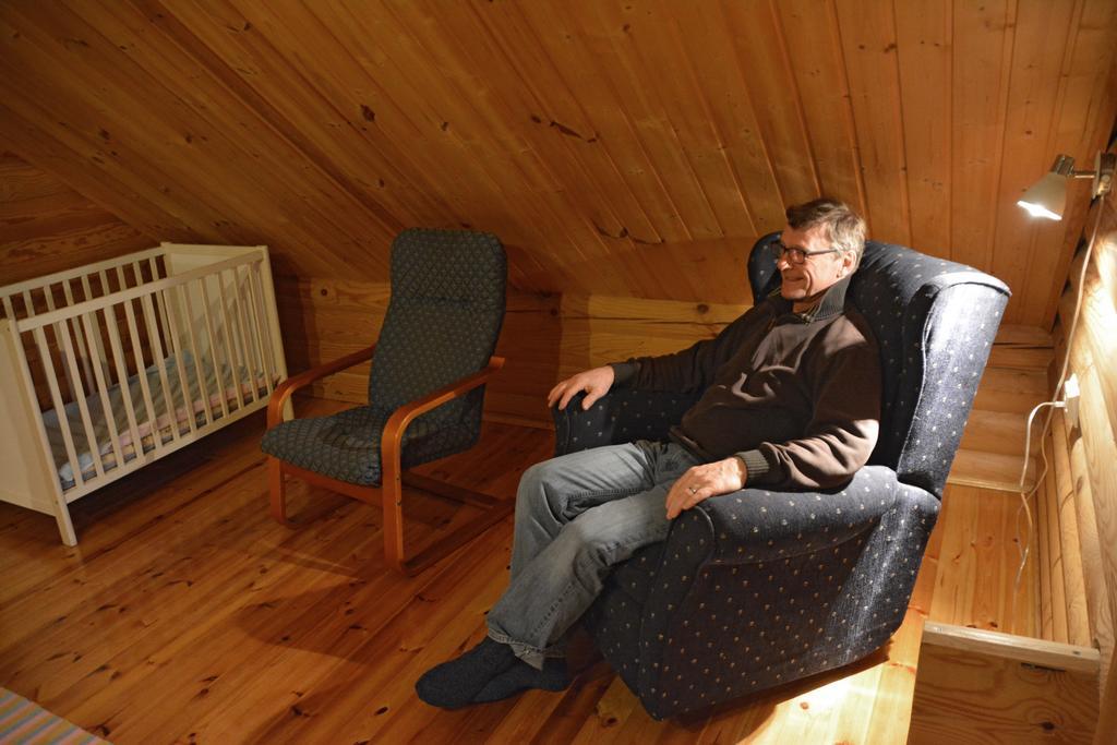 Lomapesae Cottages Pertunmaa Habitación foto