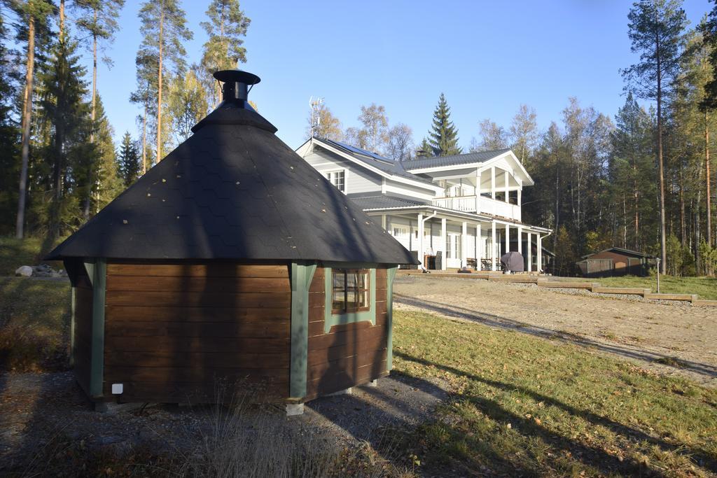 Lomapesae Cottages Pertunmaa Habitación foto